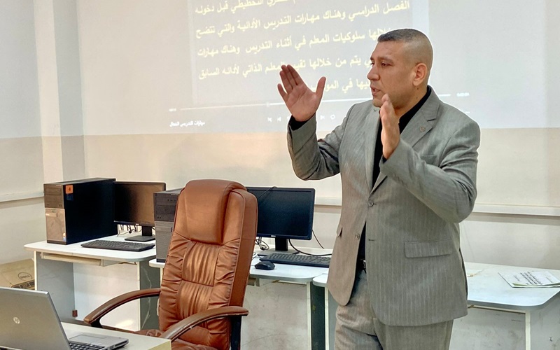 كلية التربية الاساسية تنظم ورشة عمل بعنوان ( مهارات التدريس ) 